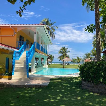 Las Lajas Beach Resort エクステリア 写真