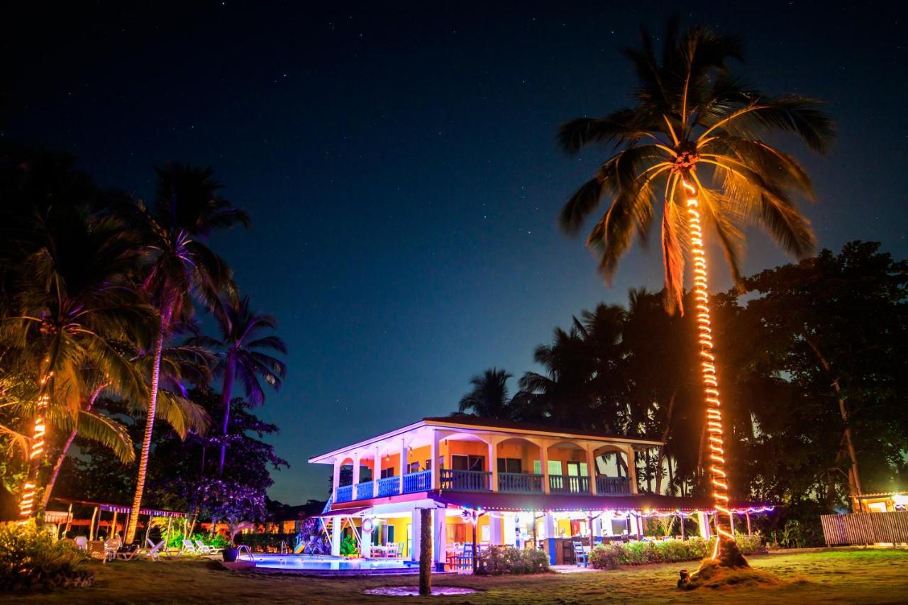 Las Lajas Beach Resort エクステリア 写真