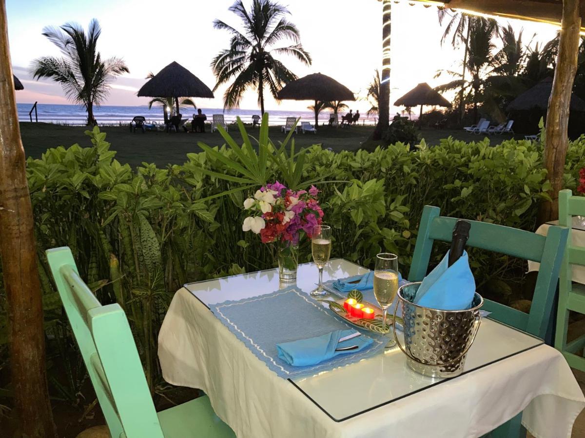 Las Lajas Beach Resort エクステリア 写真