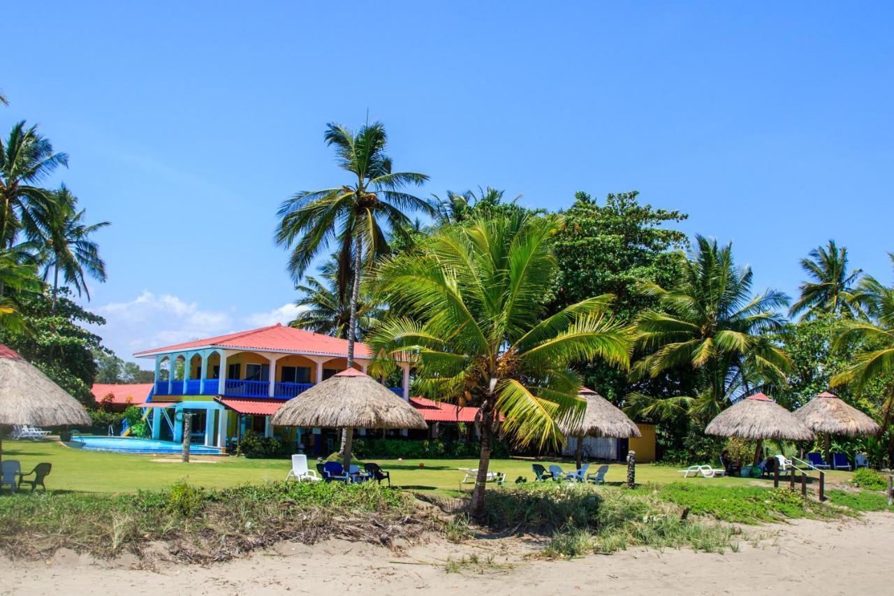 Las Lajas Beach Resort エクステリア 写真