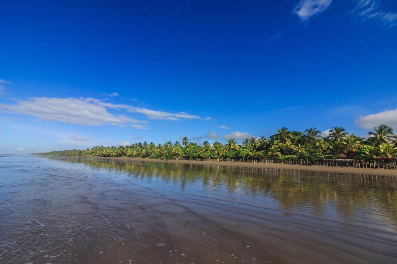 Las Lajas Beach Resort エクステリア 写真