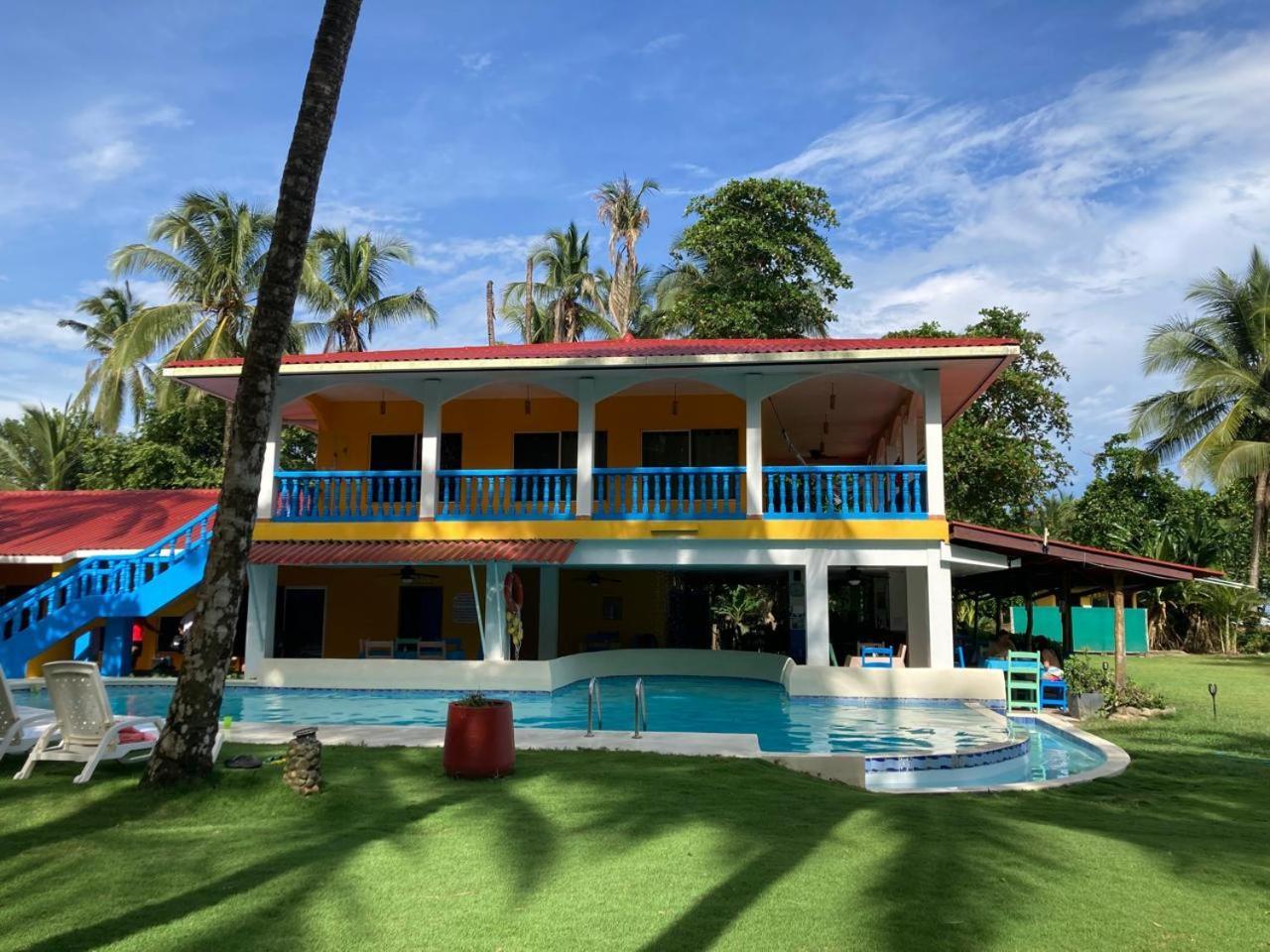 Las Lajas Beach Resort エクステリア 写真