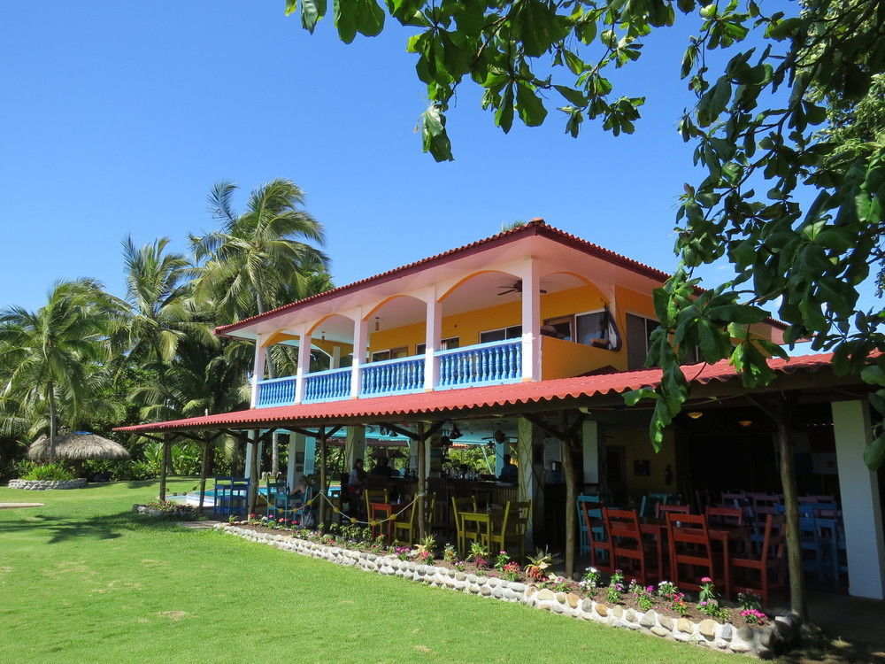 Las Lajas Beach Resort エクステリア 写真